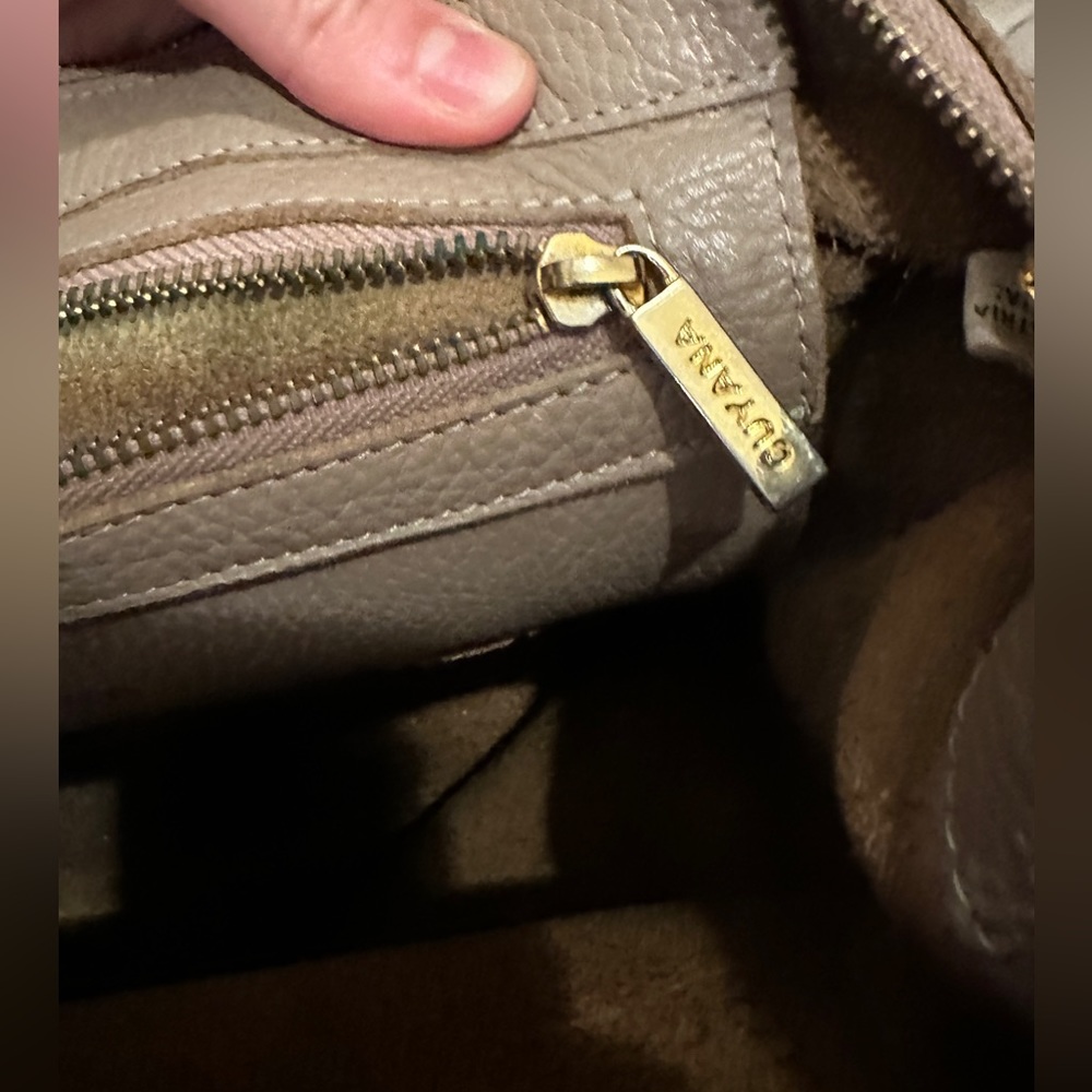Cuyana Cross-Body Tote - Picture 9 of 13